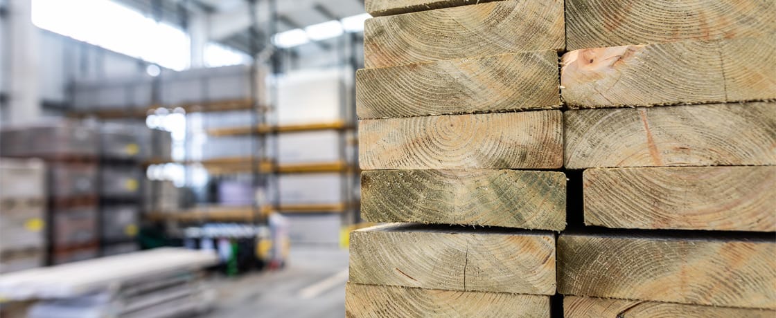 Fixing and Fastening Pressure-Treated Wood: Screws, Nails, and Brackets