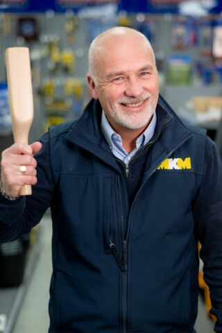 Building Sales Specialist headshot image