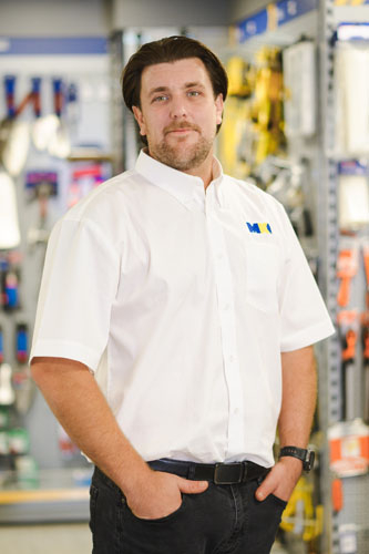 Senior Sales headshot image