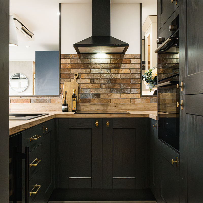 2_luton_kitchen_013_2825