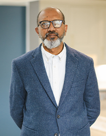 Showroom Manager headshot image