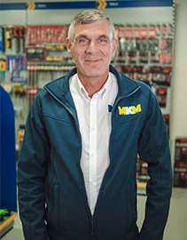 Senior Salesperson headshot image