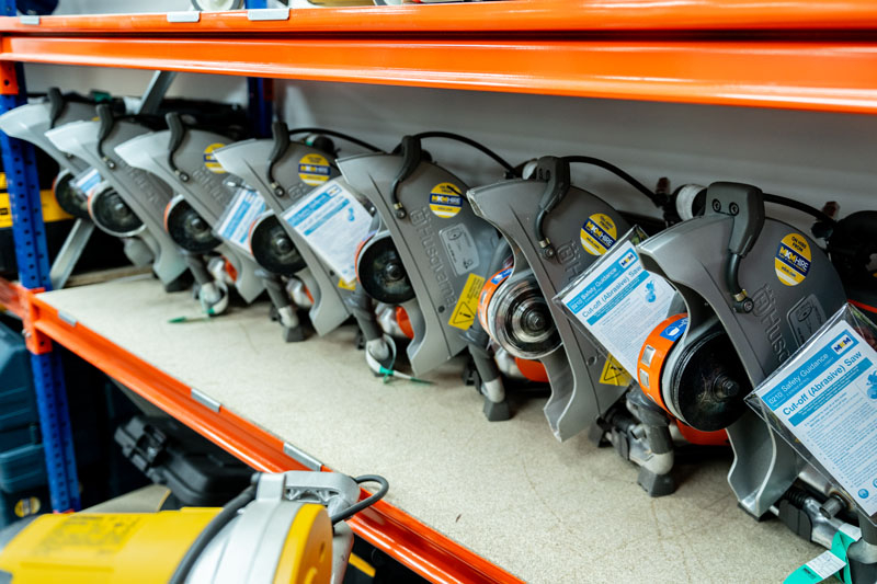 retford_hire_saw_01