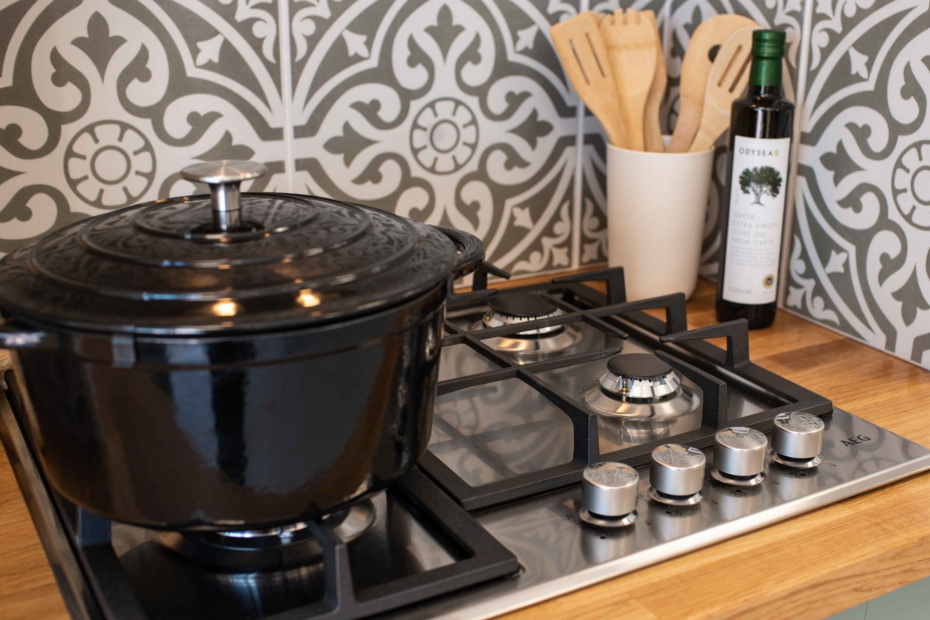 aeg hob2