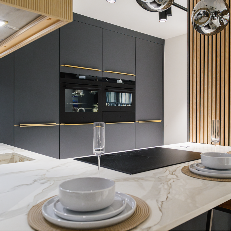 plymouth_showroom_kitchen_034_1953