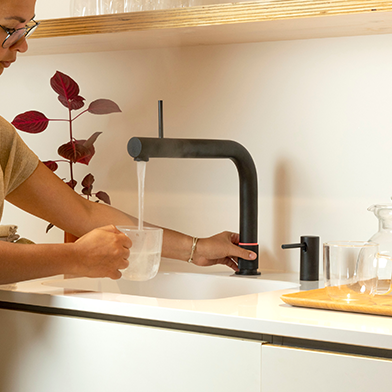 Kitchen sinks & taps